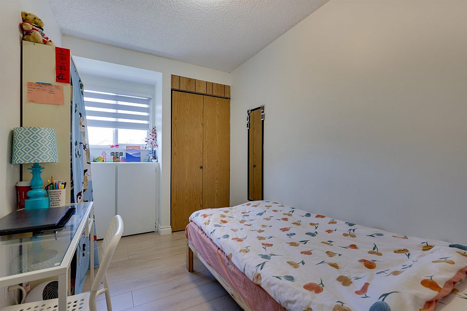 76 3437 E 49th Avenue Vancouver, BC - 9