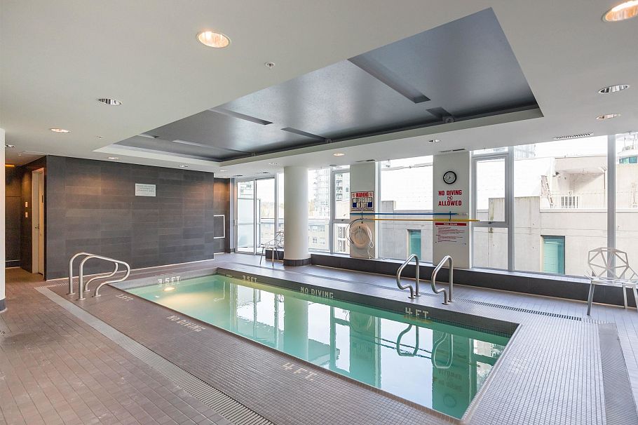 2101 1499 W Pender Street Vancouver, BC - 12