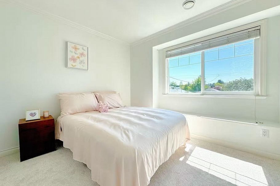 2818 W 19th Avenue Vancouver, BC - 29