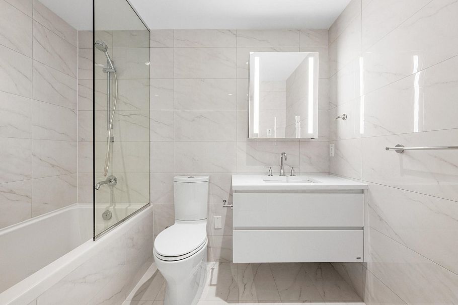 307 2888 Arbutus Street Vancouver, BC - 29