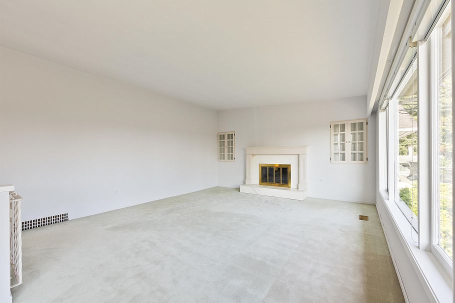 1063 Whitchurch Street North Vancouver, BC - 3