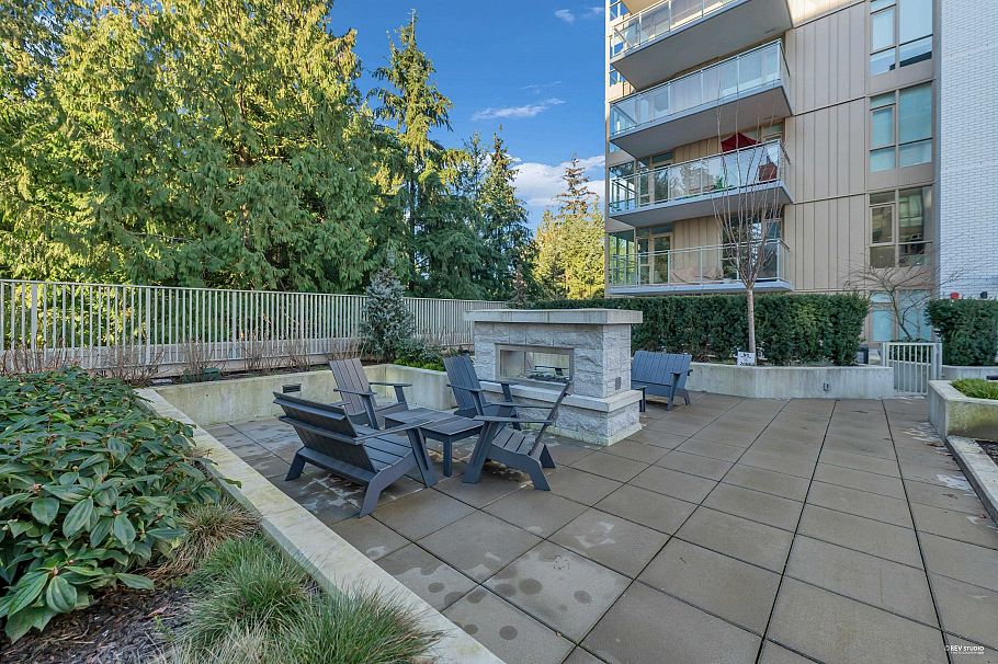 1101 2325 Emery Court North Vancouver, BC - 24