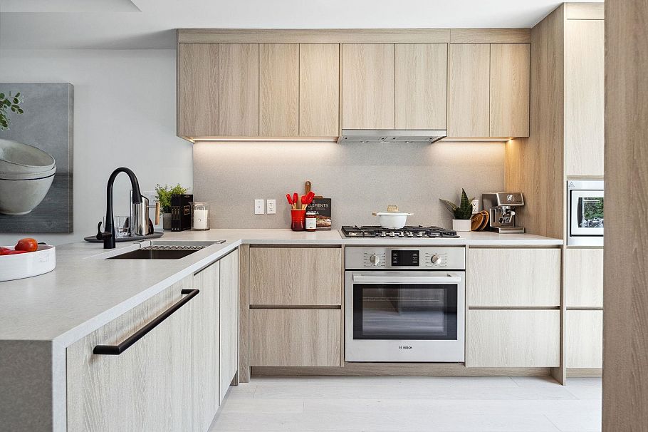 6312 Oak Street Vancouver, BC - 5