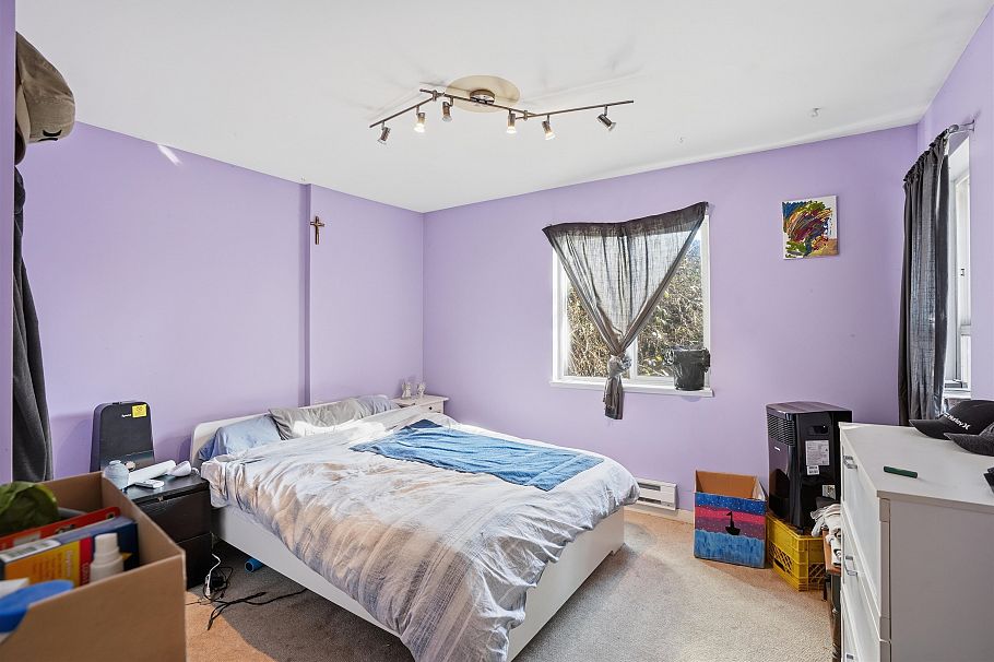 B 403 Alder Street North Vancouver, BC - 10