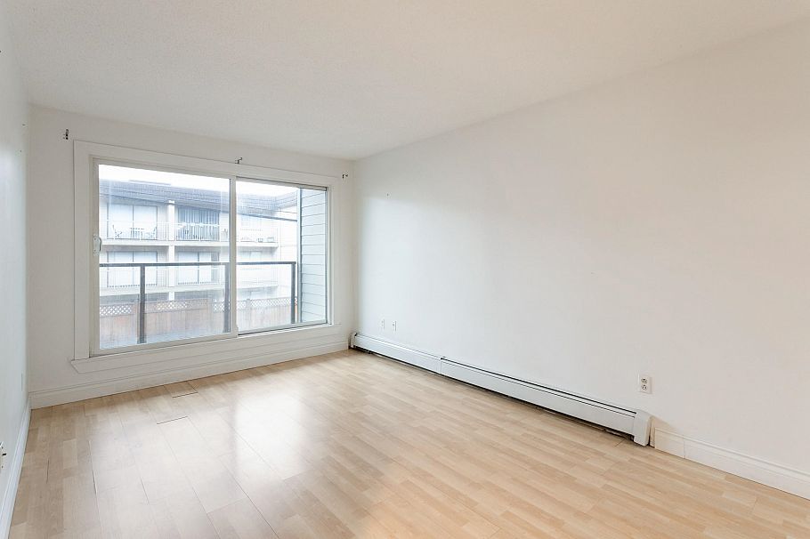 112 240 Mahon Avenue North Vancouver, BC - 6