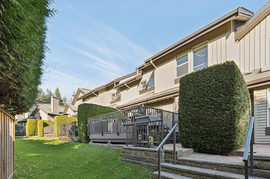 5 1550 Larkhall Crescent North Vancouver, BC - 34