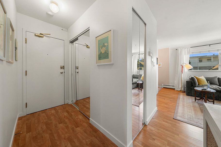 305 33 N Templeton Drive Vancouver, BC - 11