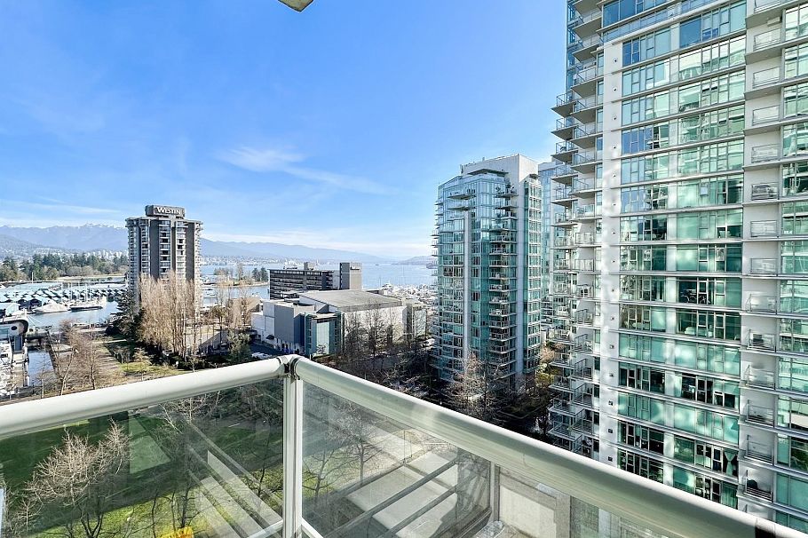 1004 1710 Bayshore Drive Vancouver, BC - 16
