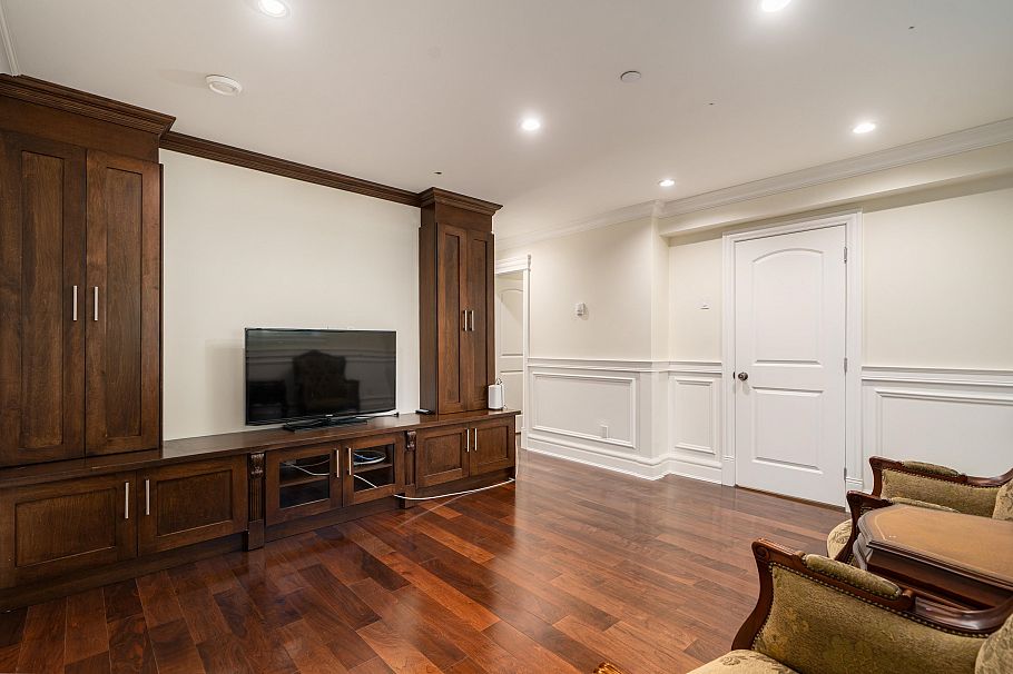 3716 W 17th Avenue Vancouver, BC - 19