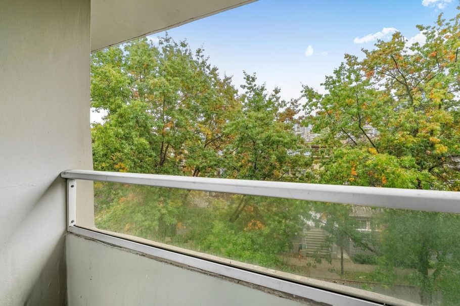 521 666 Leg In Boot Square Vancouver, BC - 30