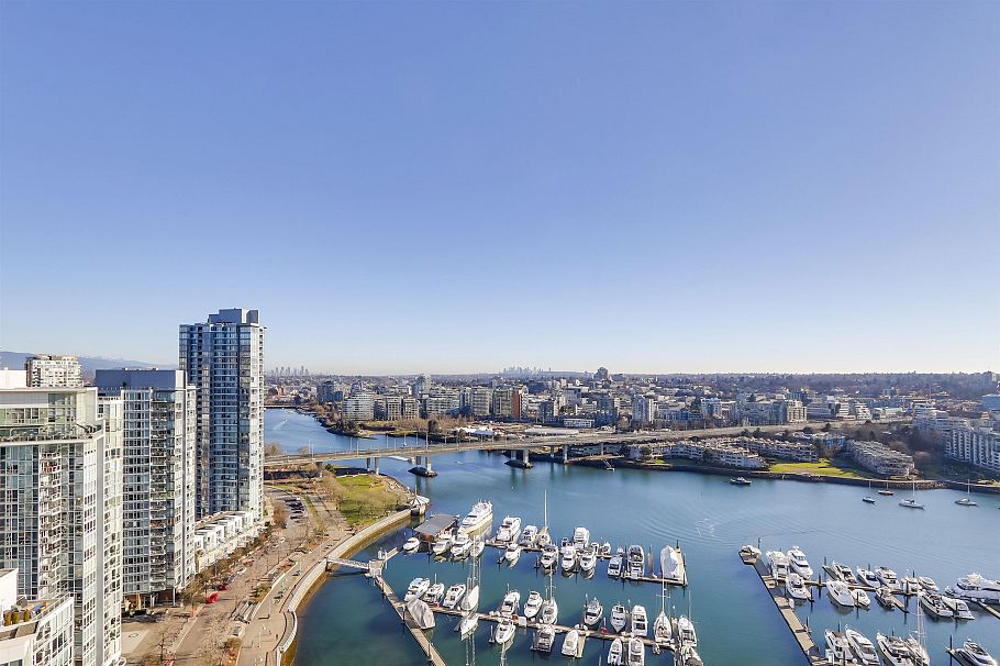 3002 1199 Marinaside Crescent Vancouver, BC - 1