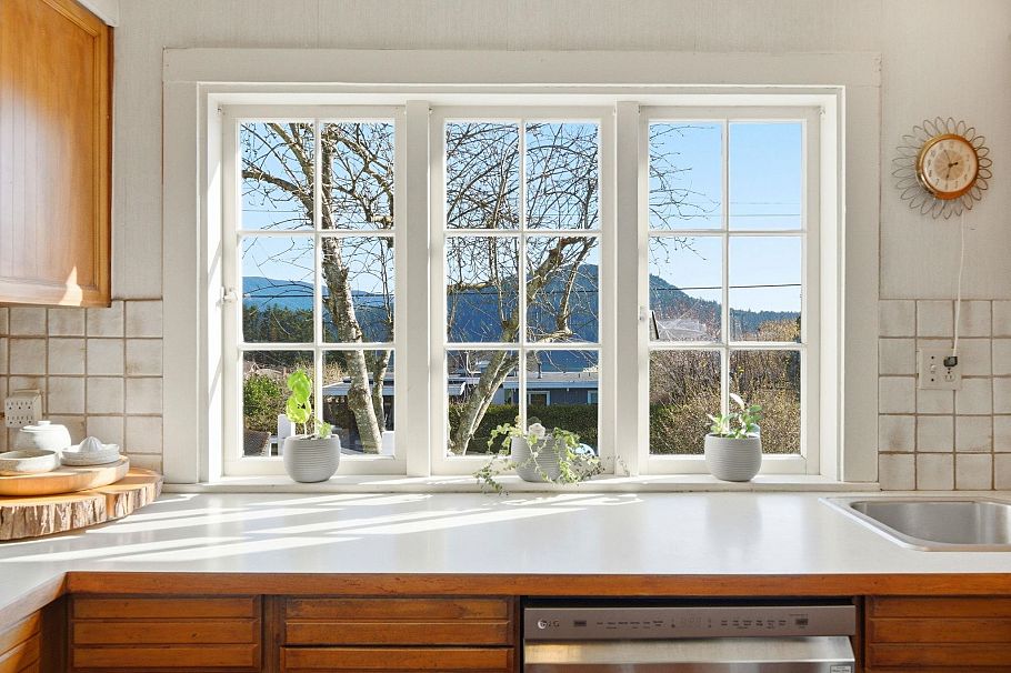 487 Roslyn Boulevard North Vancouver, BC - 14