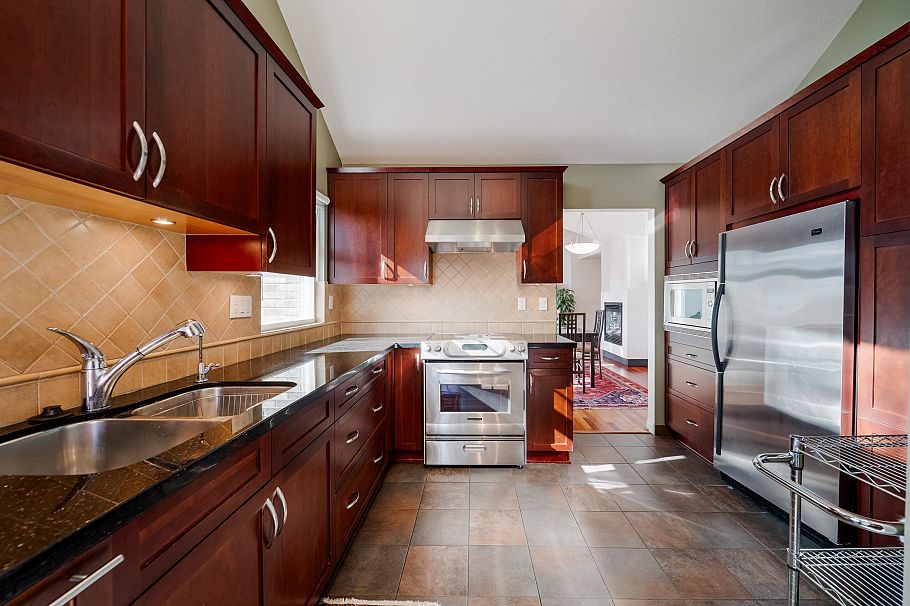 PH3 865 W 15 Avenue Vancouver, BC - 27