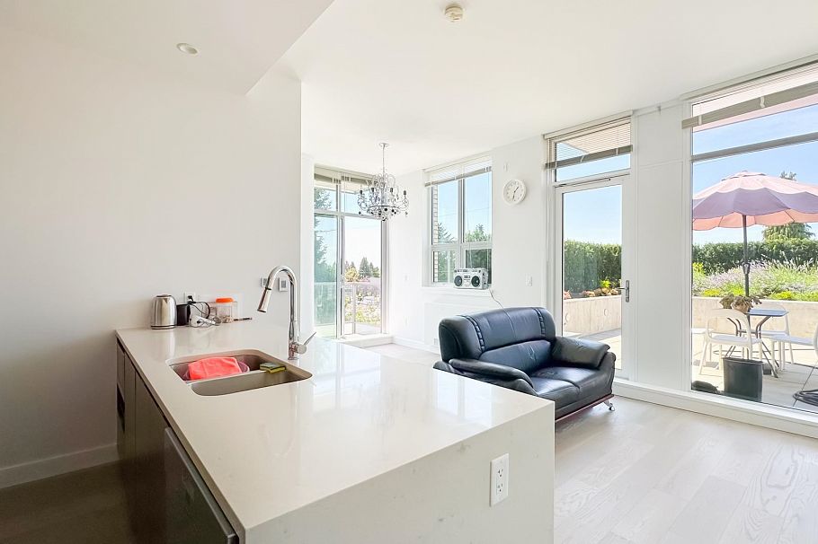 308 6733 Cambie Street Vancouver, BC - 9