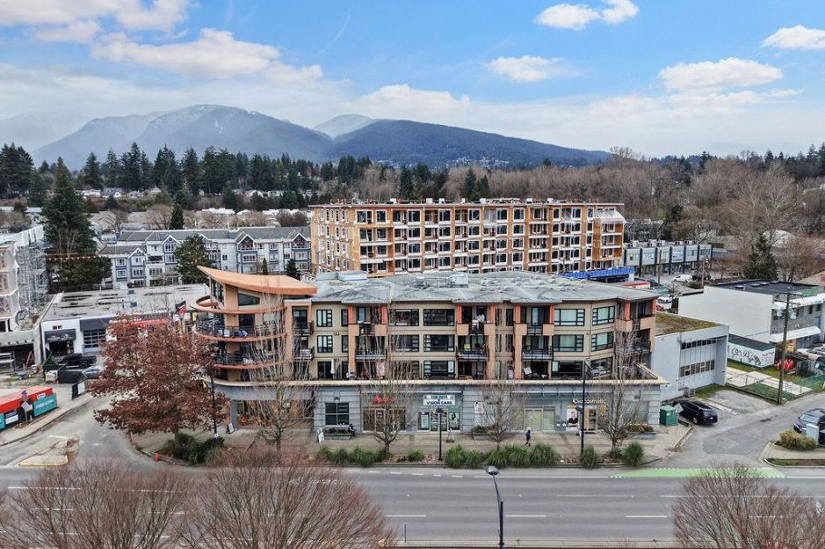 403 857 W 15th Street North Vancouver, BC - 21