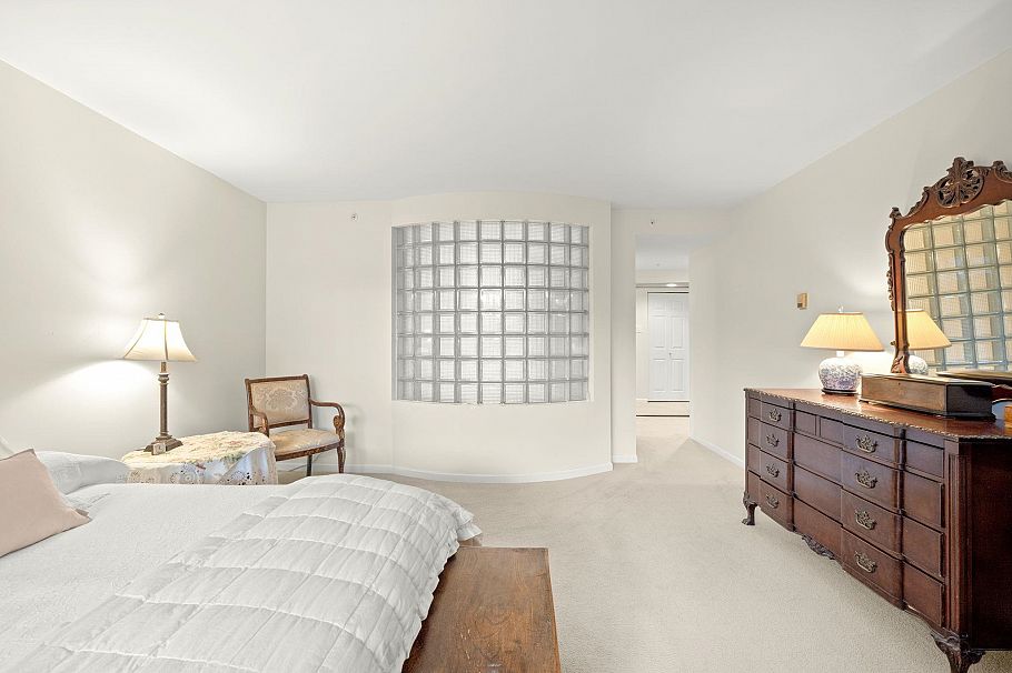 101 2288 W 40th Avenue Vancouver, BC - 18