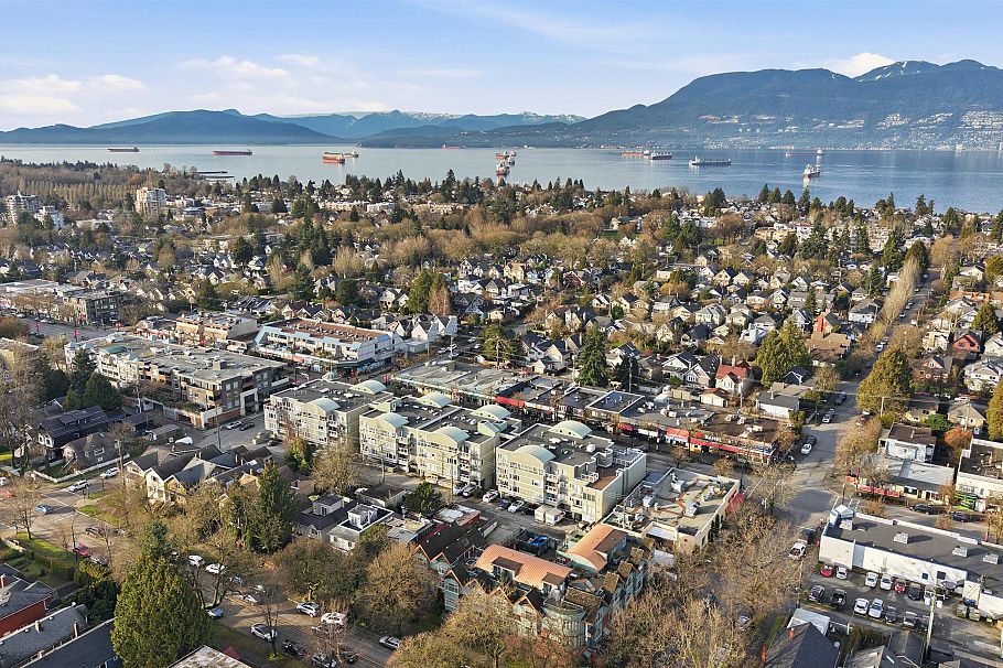 216 3250 W Broadway Vancouver, BC - 7