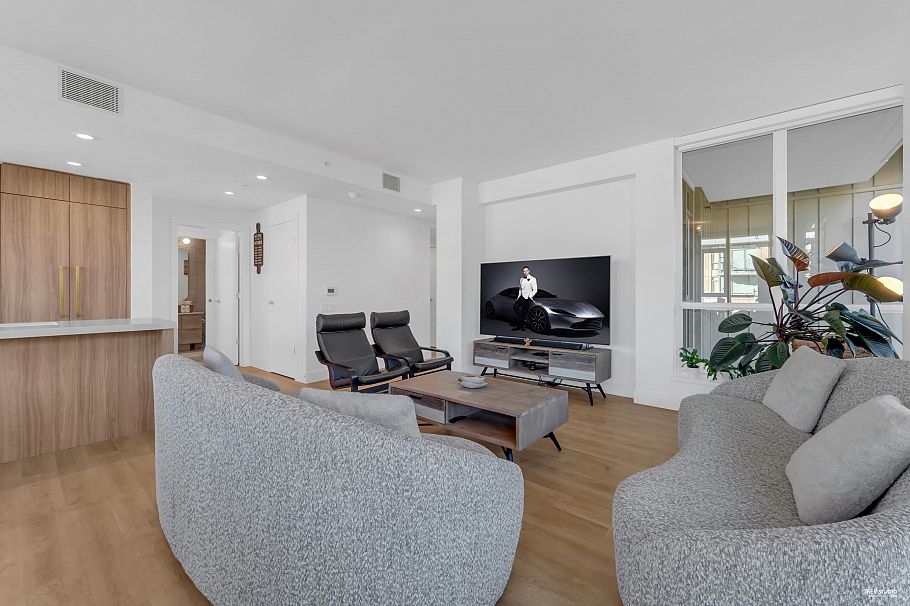 1101 2325 Emery Court North Vancouver, BC - 7