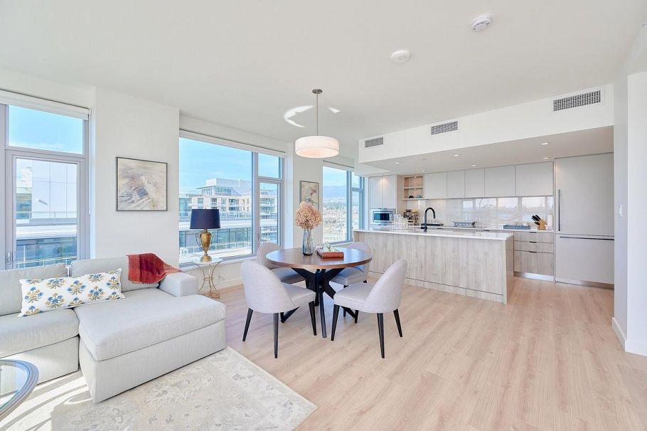 807 755 Harbourside Drive North Vancouver, BC - 12