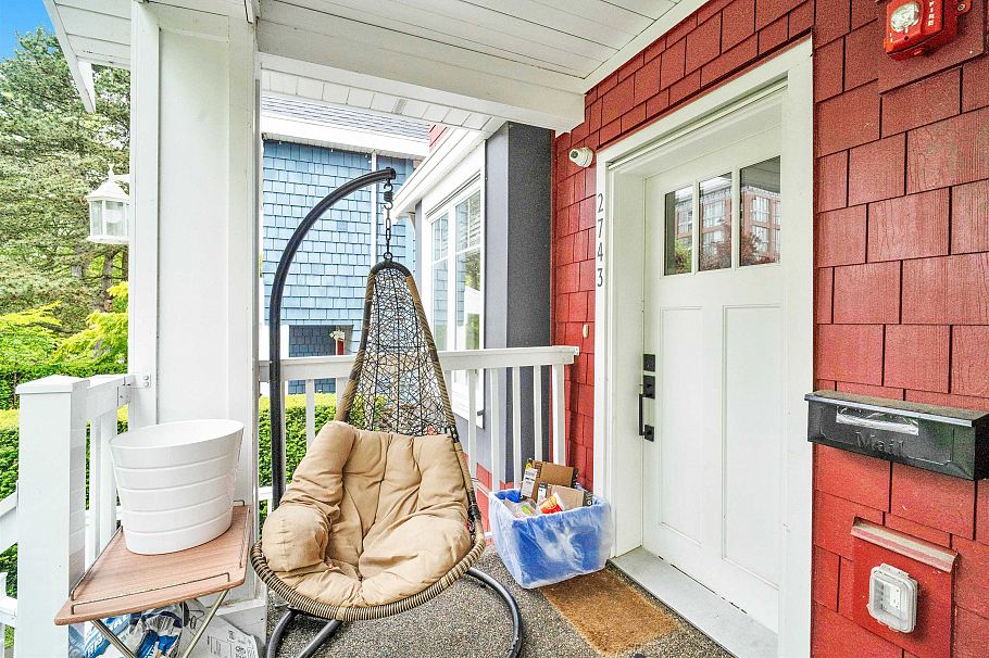 2743 Duke Street Vancouver, BC - 2