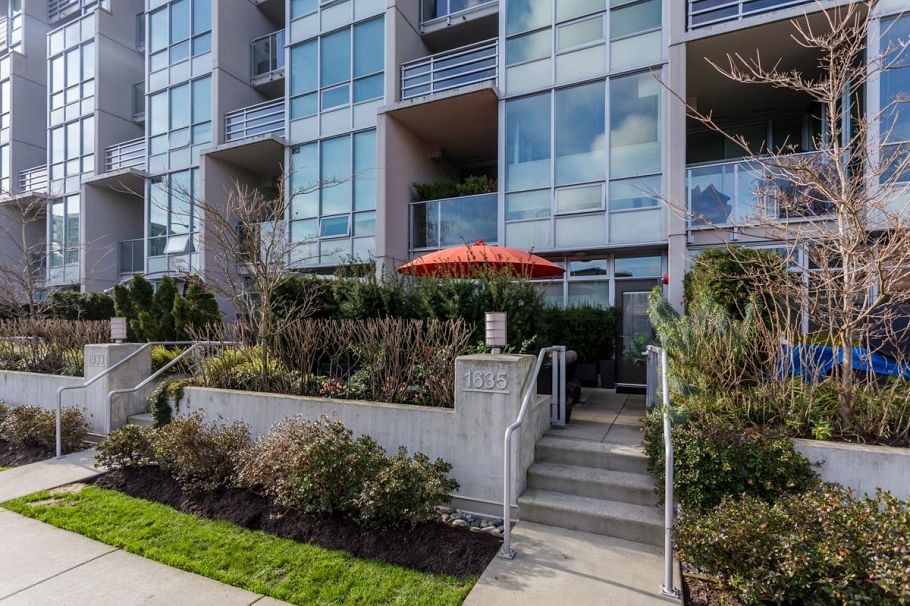 1635 Eastern Avenue North Vancouver, BC - 21