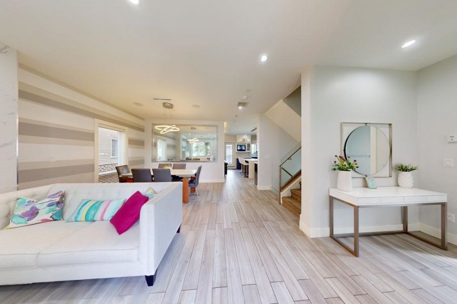 3317 E 3rd Avenue Vancouver, BC - 11