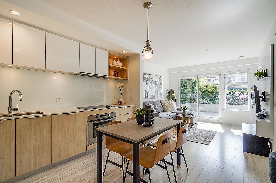 214 111 E 3rd Street North Vancouver, BC - 4