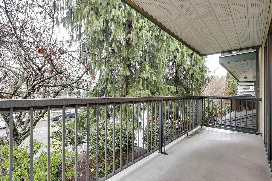 206 1622 Frances Street Vancouver, BC - 20