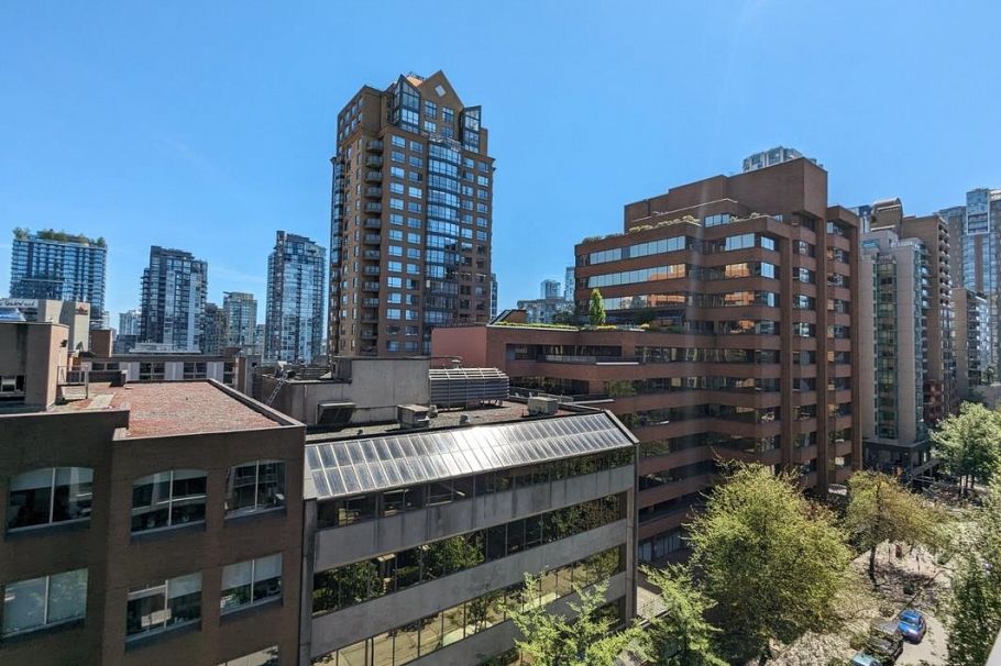 1003 1133 Hornby Street Vancouver, BC - 10