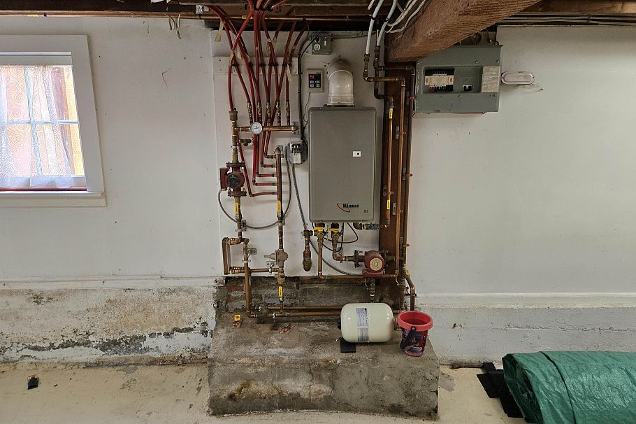 4212 Perry Street Vancouver, BC - 22