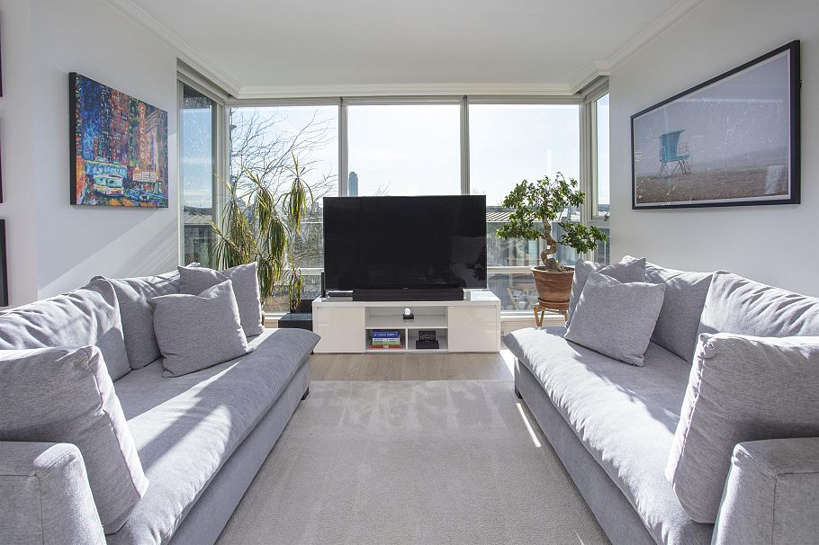 302 1438 Richards Street Vancouver, BC - 4