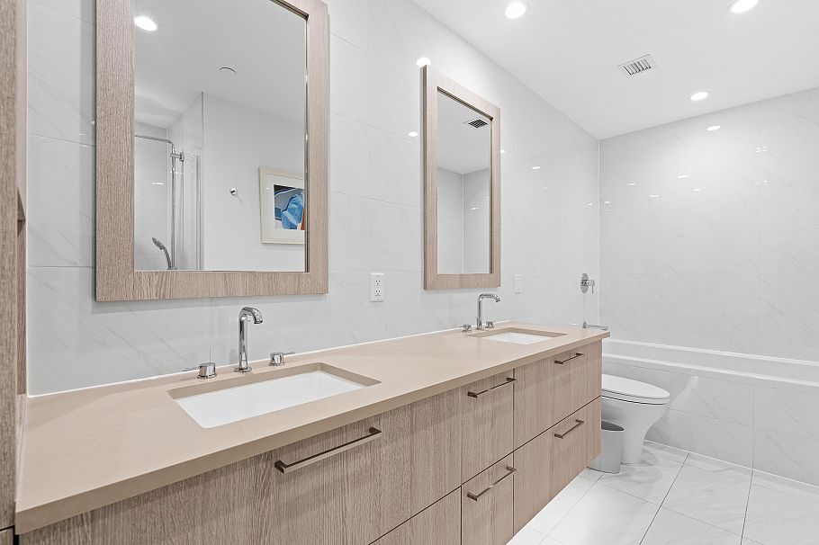 107 733 E 3rd Street North Vancouver, BC - 17