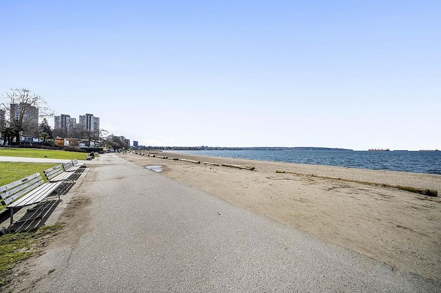 301 1330 Harwood Street Vancouver, BC - 34