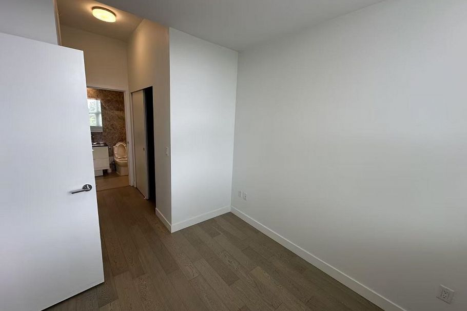 406 6733 Cambie Street Vancouver, BC - 7