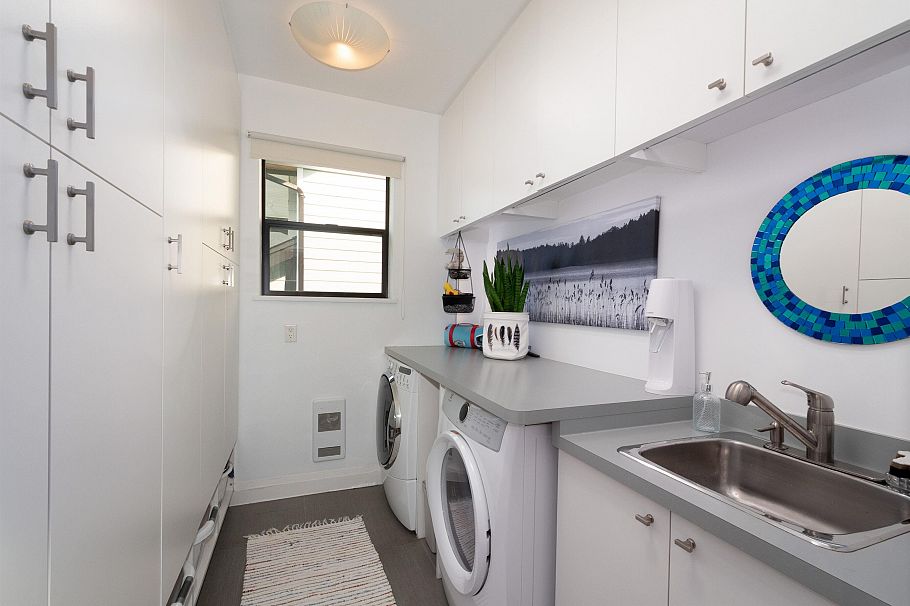 1930 Panorama Drive North Vancouver, BC - 15