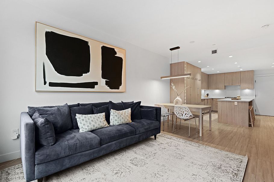 107 733 E 3rd Street North Vancouver, BC - 5