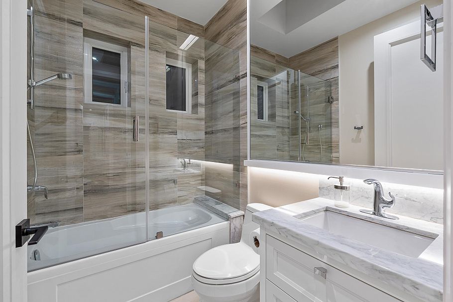 3708 W 35th Avenue Vancouver, BC - 24