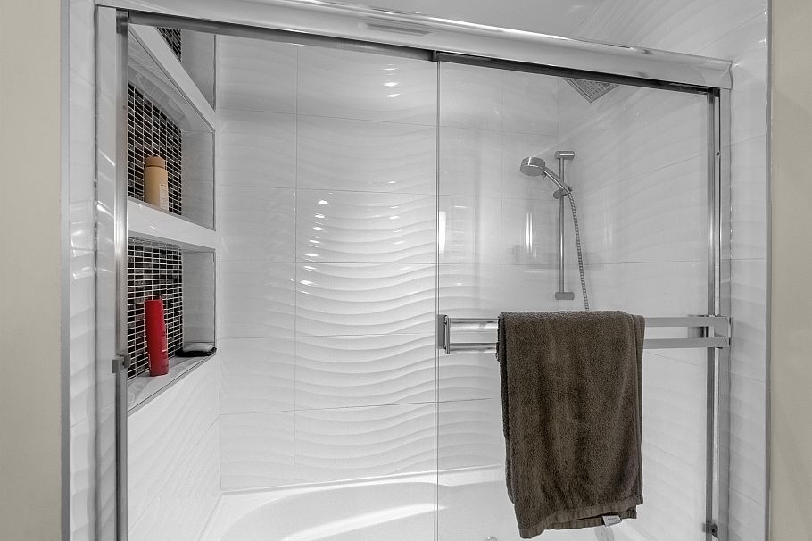 324 E 24th Street North Vancouver, BC - 19