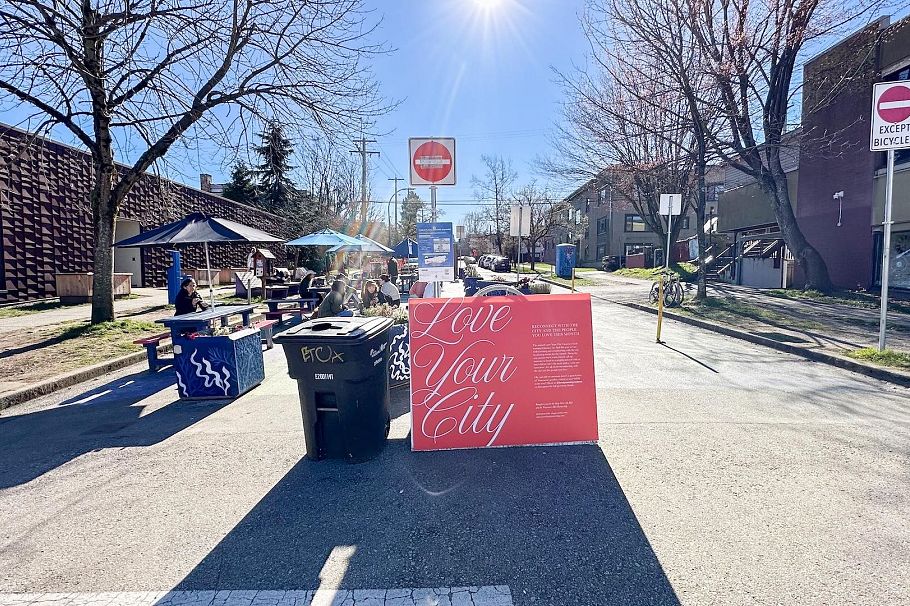 202 2080 Maple Street Vancouver, BC - 14