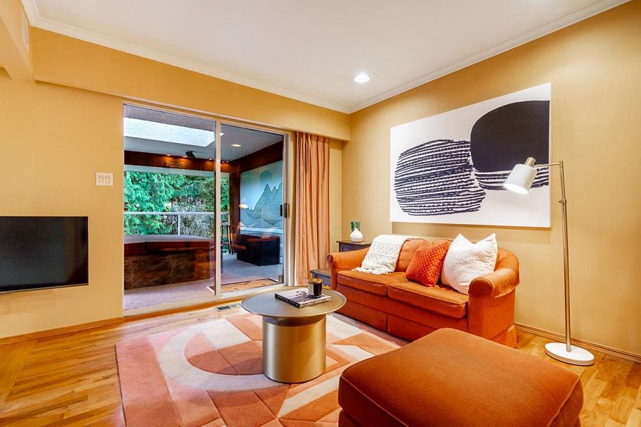 4695 Mapleridge Drive North Vancouver, BC - 10