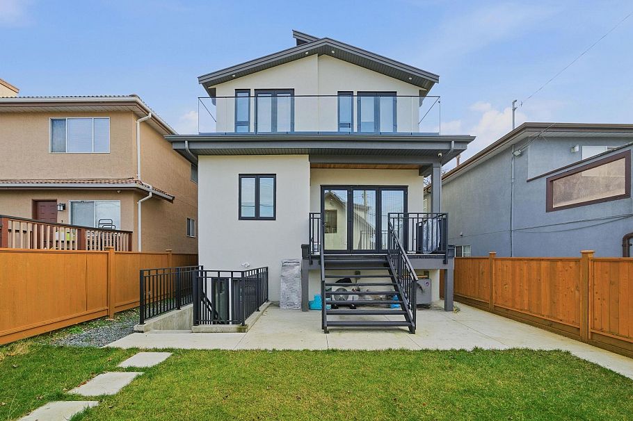 7851 Cartier Street Vancouver, BC - 35