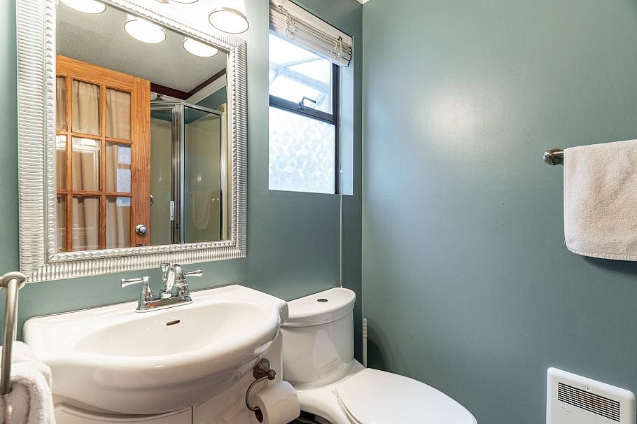 13 2151 Banbury Road North Vancouver, BC - 24