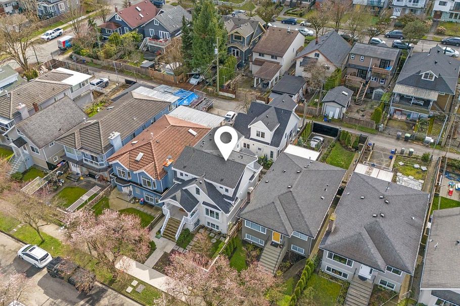 2248 Grant Street Vancouver, BC - 33