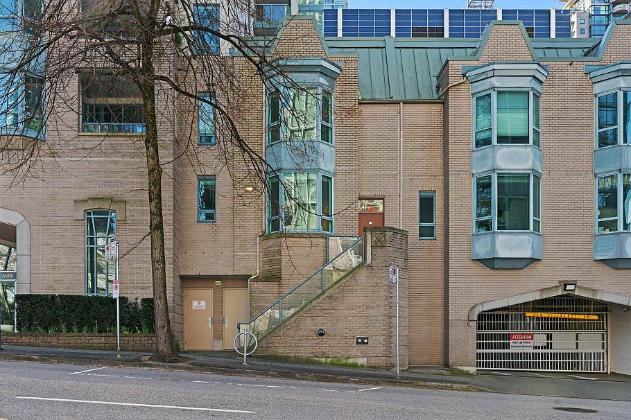 203 1238 Melville Street Vancouver, BC - 36