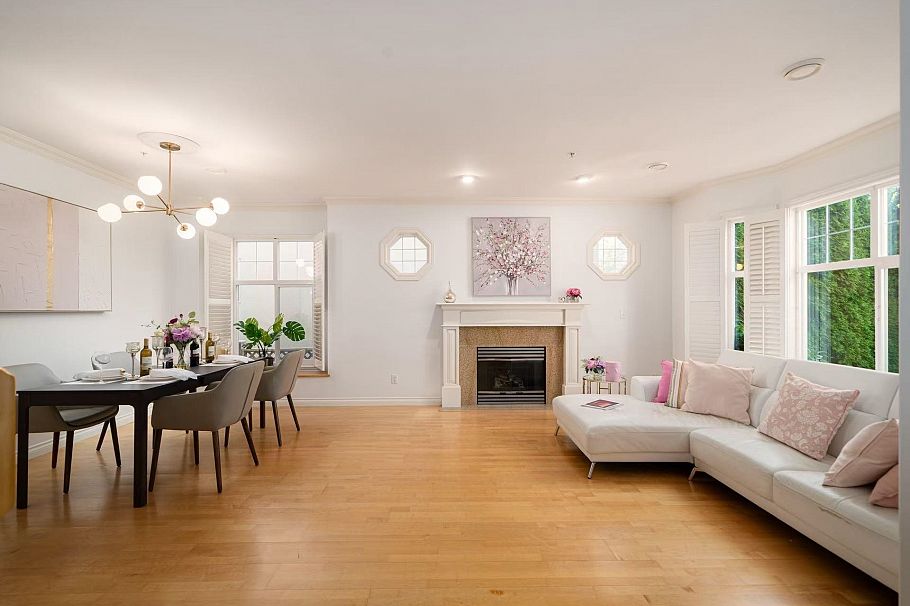 2818 W 19th Avenue Vancouver, BC - 2