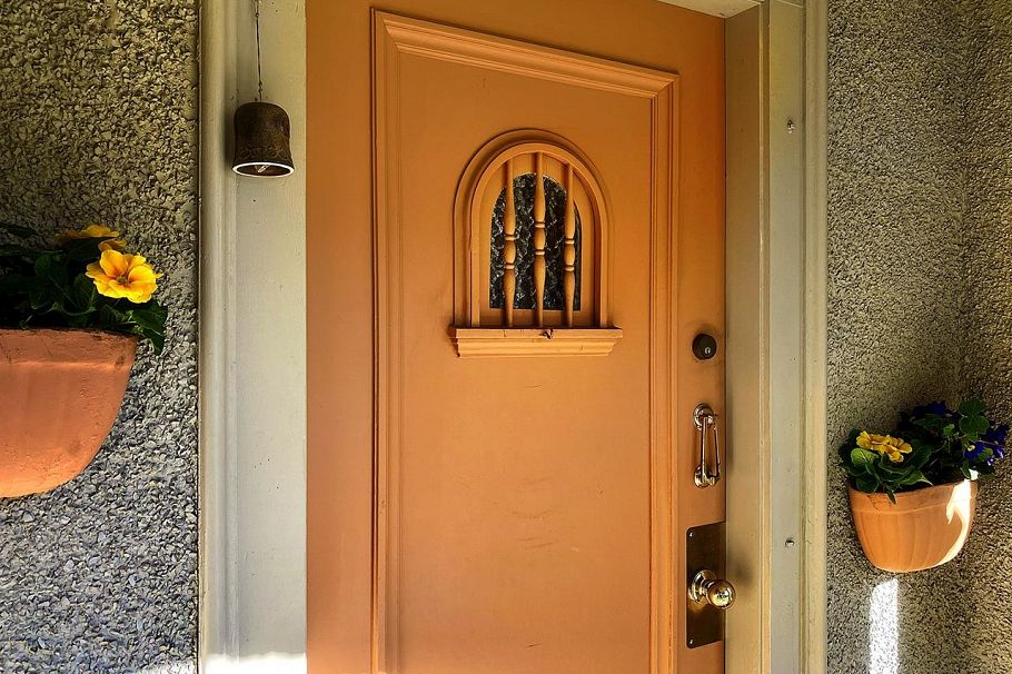 3657 W 14th Avenue Vancouver, BC - 11