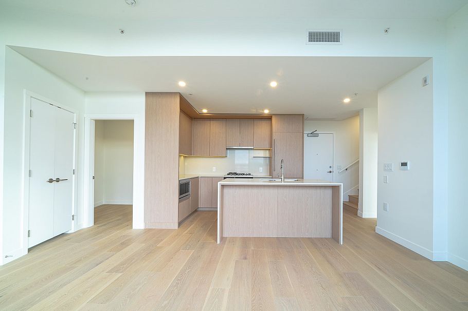 606 5212 Cambie Street Vancouver, BC - 3