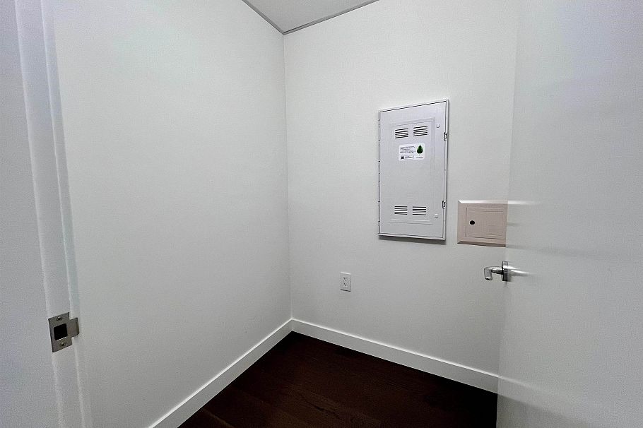 210 5168 Cambie Street Vancouver, BC - 8