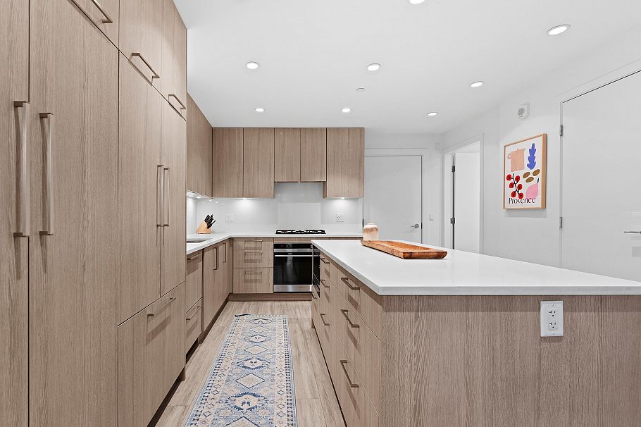 107 733 E 3rd Street North Vancouver, BC - 11