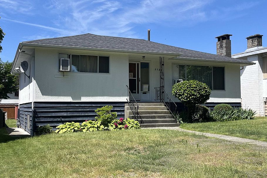 2750 Rosemont Drive Vancouver, BC - 1